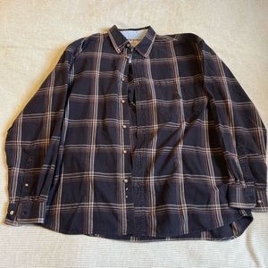 Large men’s button down plaid shirt